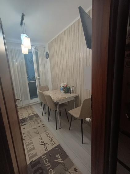 Apartament cu 3 camere decomandat în Șelimbăr