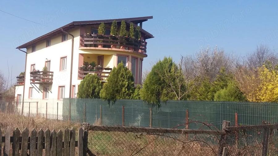 Casă cu 3 camere cu Teren 1092 Mp în Goruna