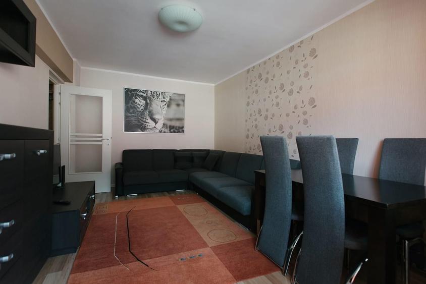 Apartament cu 2 camere decomandat, mobilat în Răcădău