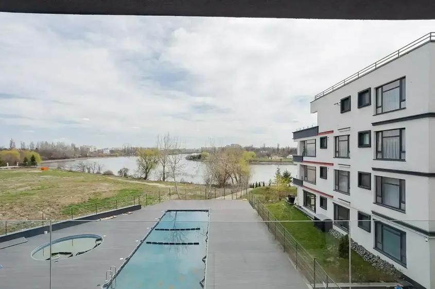 Apartament cu 4 camere semidecomandat, mobilat în Floreasca