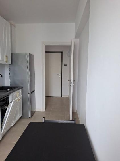 Apartament cu 2 camere decomandat, mobilat în Prelungirea Ghencea