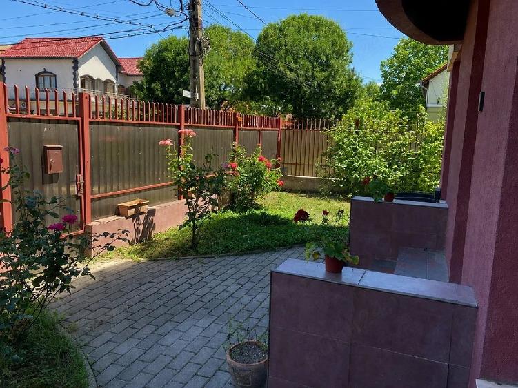 Casă cu Teren 200 Mp în P-ța Unirii