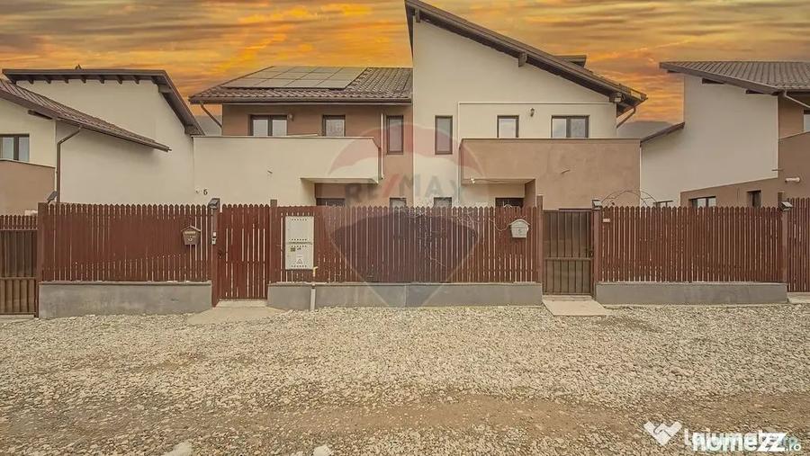 Casă cu 4 camere cu Teren 220 Mp în Baciu