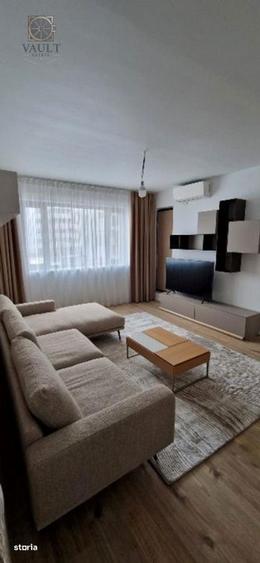 Apartament cu 3 camere decomandat, mobilat în Băneasa