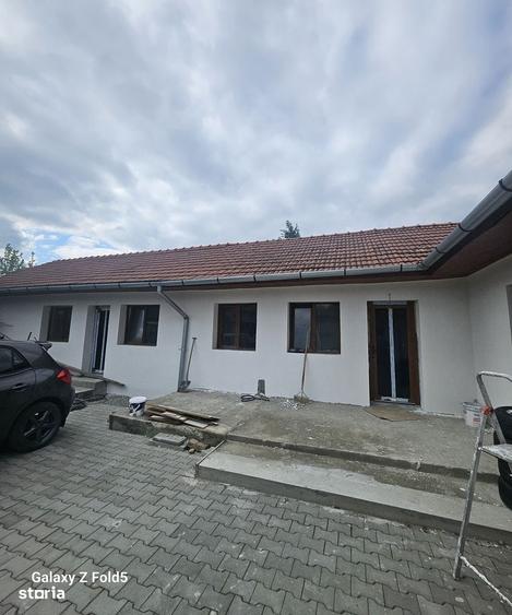 Casă cu 4 camere decomandat cu Teren 152 Mp în Cantemir