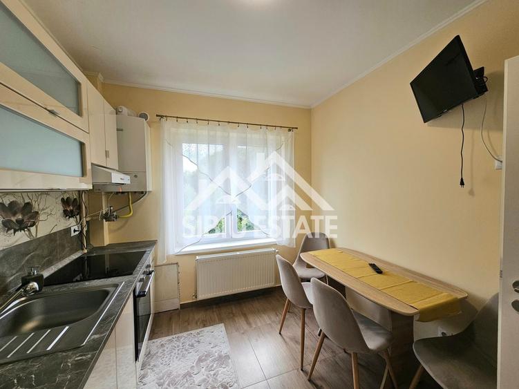 Apartament cu 3 camere decomandat, mobilat în Turnișor
