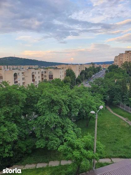 Apartament cu 2 camere decomandat în Libertății