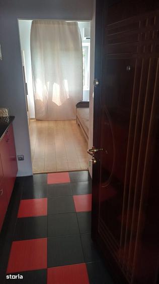 Garsonieră în Micro 17