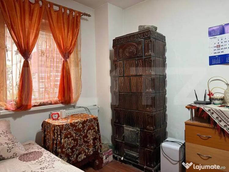 Casă cu 7 camere cu Teren 963 Mp în Purcăreni
