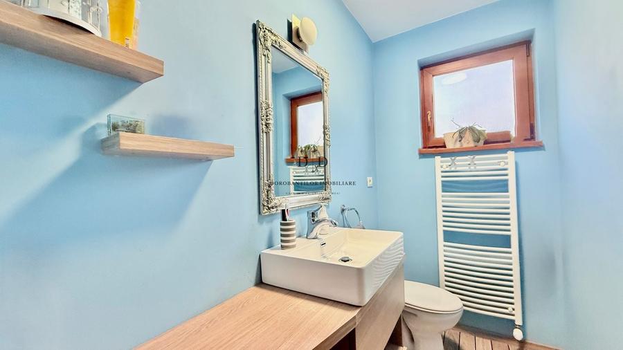 Casă individuală cu 5 camere cu Canalizare în Florești