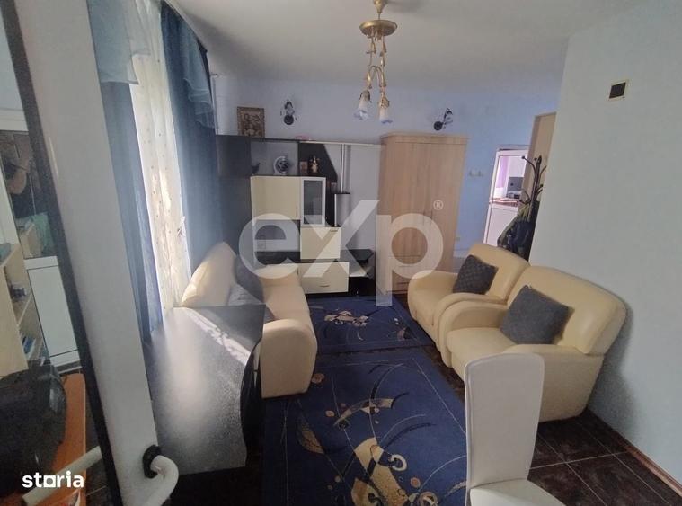 Casă cu 4 camere în Ștefănești