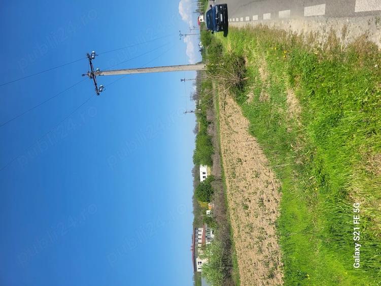 Teren de 1000 mp, în Racovița