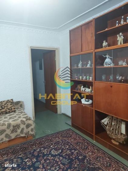 Apartament cu 3 camere semidecomandat în Alexandru Obregia