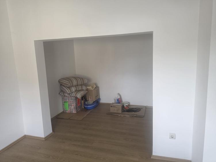 Apartament cu 2 camere decomandat în Știrbei Vodă