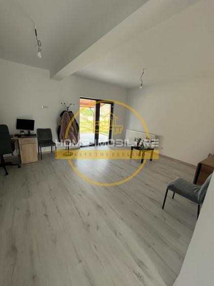 Casă individuală cu 4 camere cu Canalizare în Holboca