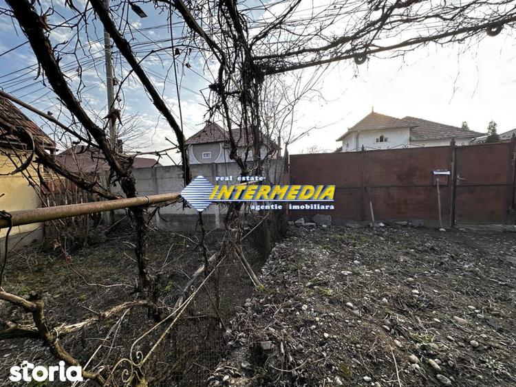 Casă cu 3 camere cu Teren 1242 Mp în Bărăbanț