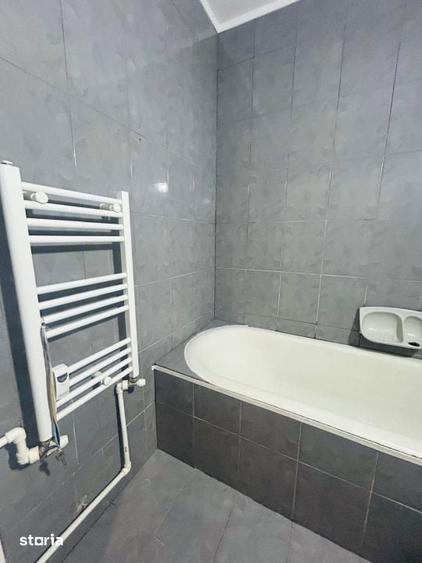 Apartament 3 camere de inchiriat Zona Spital Termen lung - 4