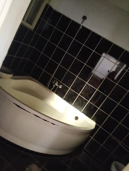 Casă cu 12 camere cu Teren 215 Mp în 13 Septembrie