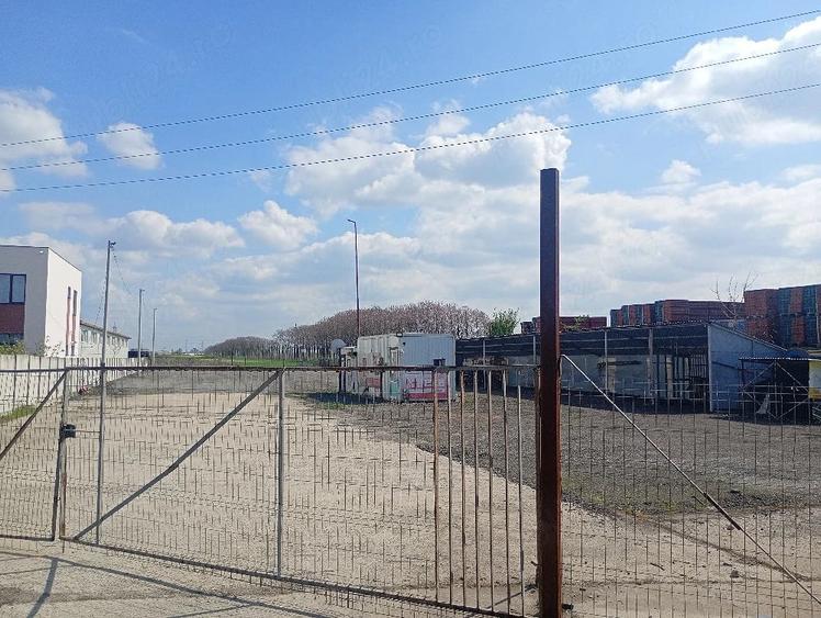 Teren de 3300 mp, în Freidorf