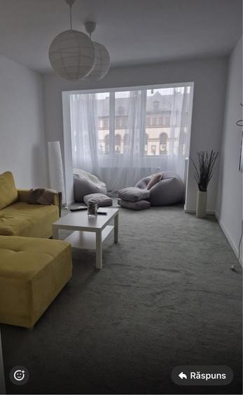 Apartament cu 3 camere decomandat în Central