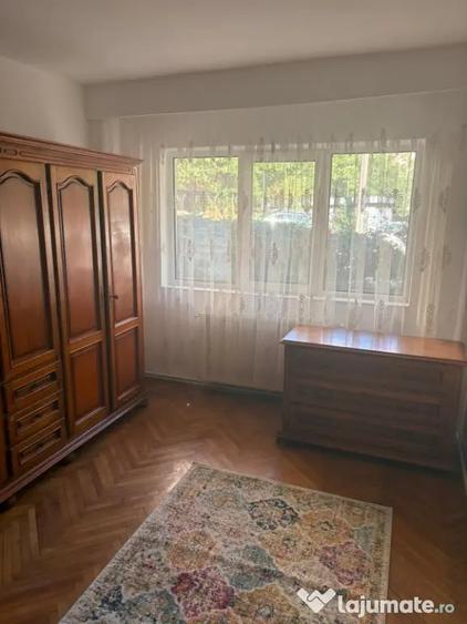 Apartament cu 4 camere decomandat în Mărăști
