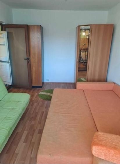 Garsonieră decomandată în Kiseleff