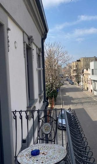 Birou, de 160 mp, în Central