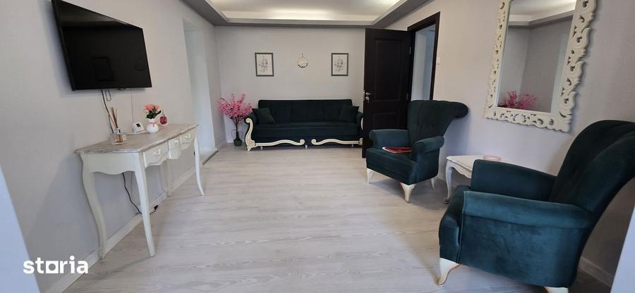 Apartament cu 2 camere semidecomandat în Micro 9