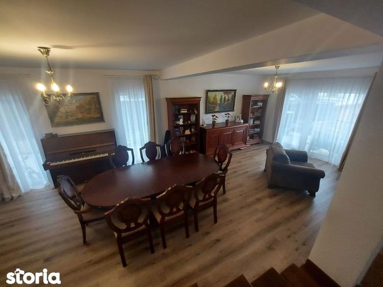 Casă cu 4 camere cu Teren 255 Mp în Central