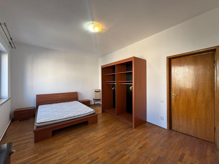 Apartament cu 3 camere decomandat, mobilat în Unirii