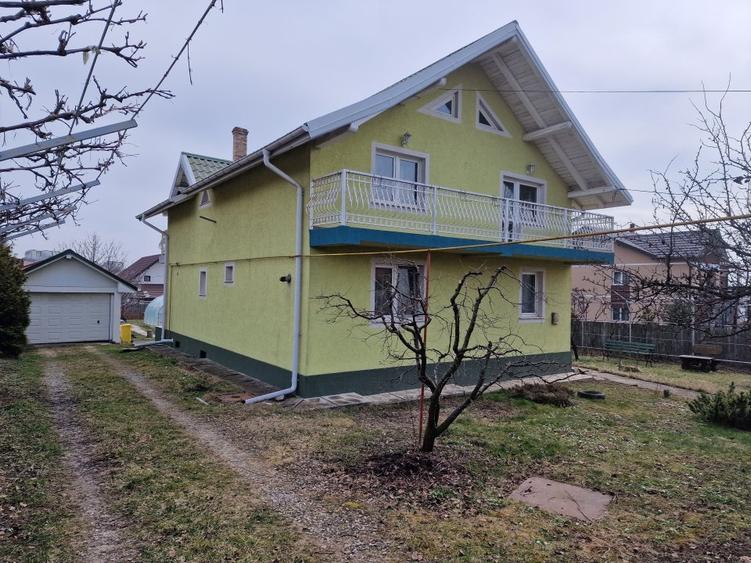 Casă individuală cu 5 camere cu Canalizare în Burdujeni