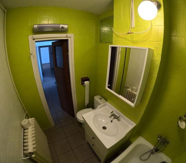Apartament cu 3 camere decomandat în Morarilor