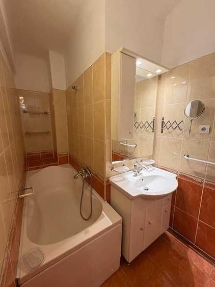 Apartament cu 3 camere decomandat în Malul Mureșului