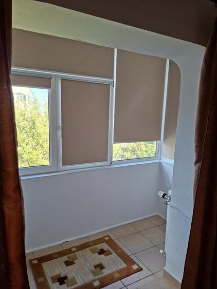 Apartament cu 2 camere decomandat în Trocadero