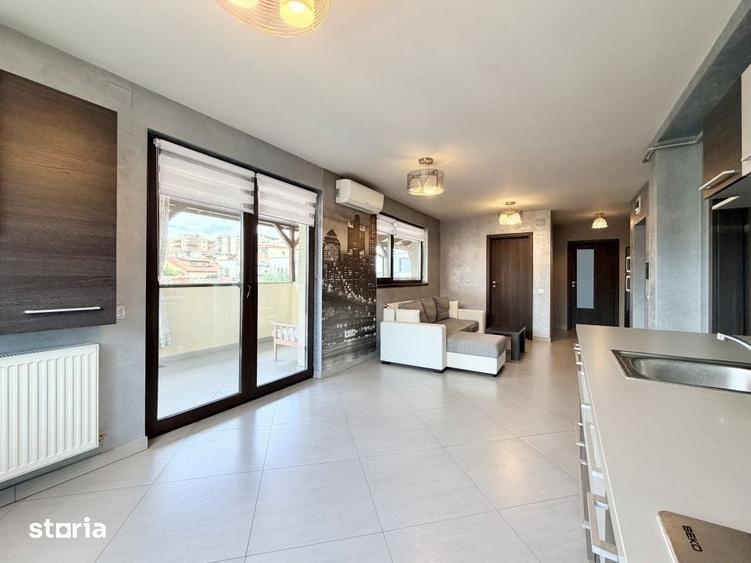 Apartament cu 4 camere în Între Lacuri