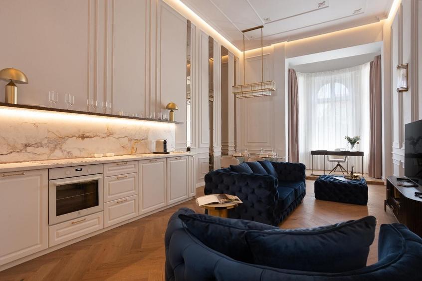 Apartament cu 2 camere decomandat, mobilat în Ultracentral