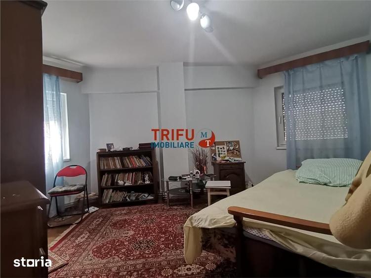Apartament cu 3 camere decomandat în Tolstoi