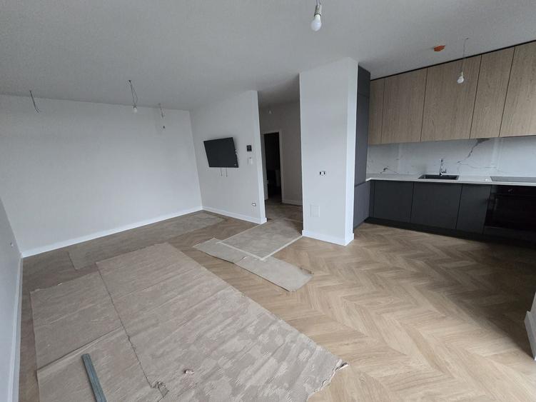 Apartament cu 2 camere decomandat în Aradului