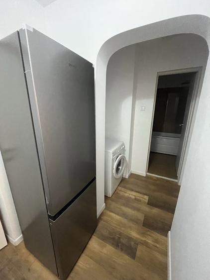 Apartament cu 3 camere decomandat în Gorjului