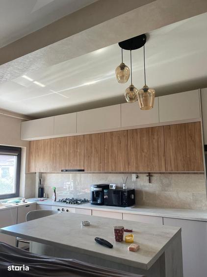 Apartament cu 3 camere, mobilat în Central