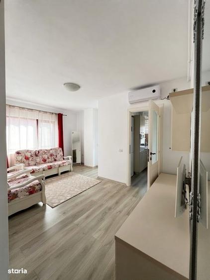 Apartament cu 2 camere, mobilat în Central