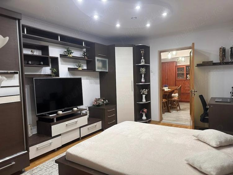 Apartament cu 2 camere decomandat în Central