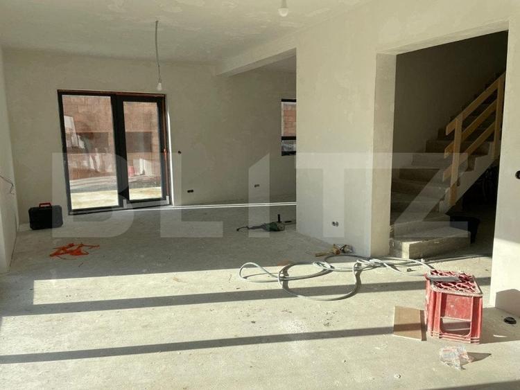 Casă individuală cu 4 camere cu Teren 490 Mp în Cetății