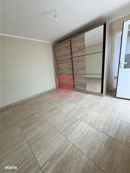 Casa 4 Camere de Vanzare - Zona Coiciu - 14