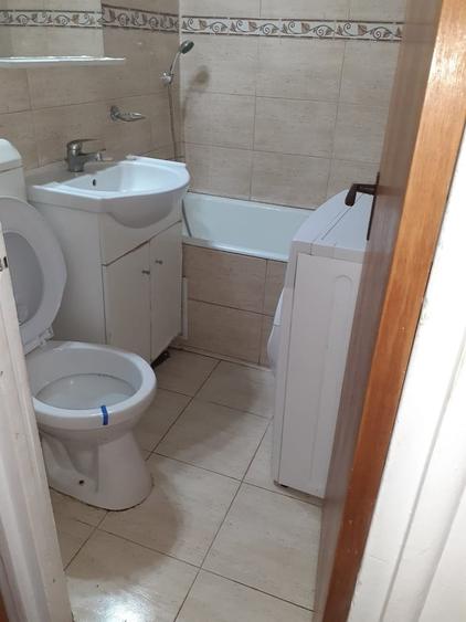 Apartament cu 2 camere decomandat în Drumul Taberei
