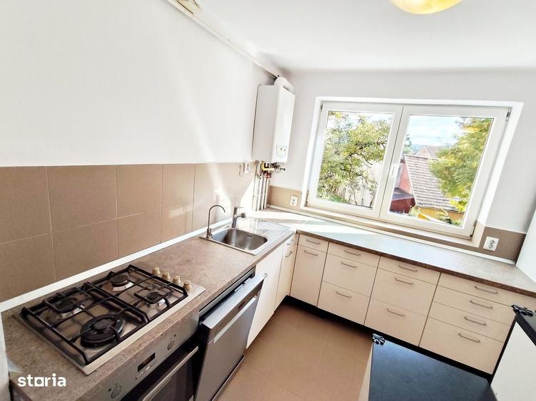 Apartament cu 4 camere în Central