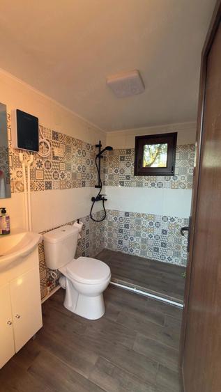 Casă cu 2 camere cu Teren 3500 Mp în Exterior Vest