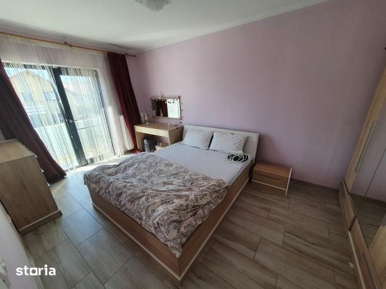 Casă cu 4 camere cu Teren 120 Mp în Dumbrăvița