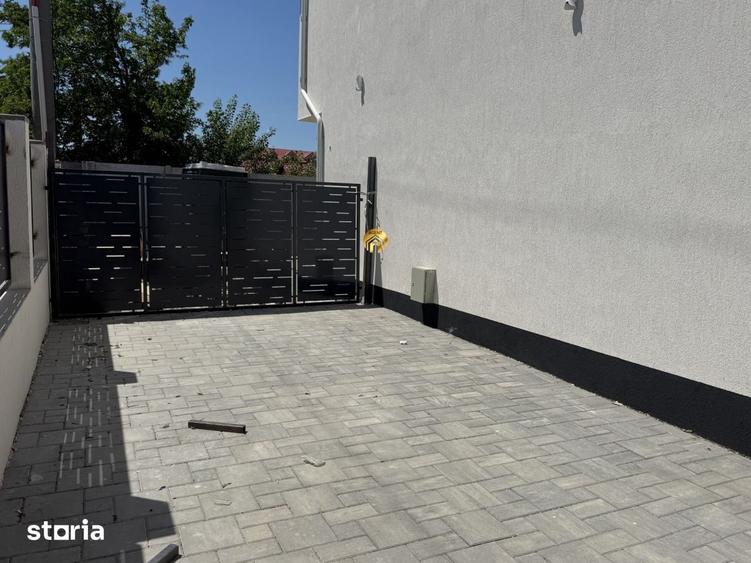 Casă cu 5 camere cu Teren 260 Mp în Central