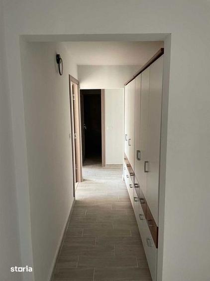 Apartament cu 3 camere decomandat în Soarelui